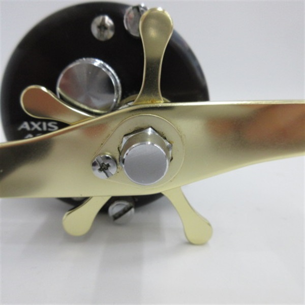 ０２アクシス４００Ｆ